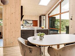 5 Star Holiday Home in Vaeggerlose