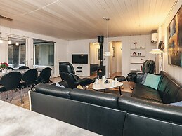 4 Star Holiday Home in Vaeggerlose