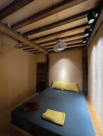 Asahi Luxstay - Moncada Motel