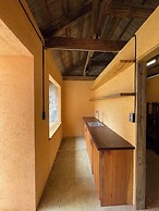 Asahi Luxstay - Moncada Motel