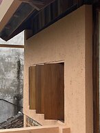 Asahi Luxstay - Moncada Motel