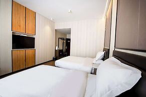 Jiuzhaigou Cloudy Hotel