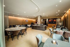 Jiuzhaigou Cloudy Hotel