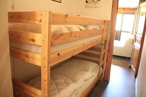 Rhododendrons Rd501 Center & Telecabine 4 Pers