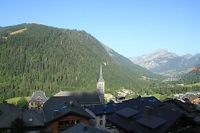 Rhododendrons Rd501 Center & Telecabine 4 Pers