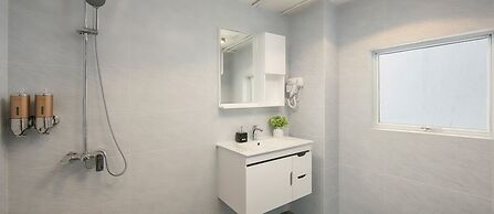 Wanderlust Station Hostel