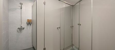 Wanderlust Station Hostel