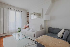 Apartment in Montmartre With 1 Room