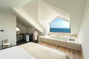 Shenzhen White House Sea View Resort