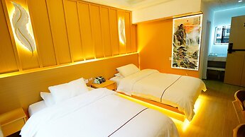 Shanxun Snow Mountain Villa Hotel