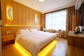 Shanxun Snow Mountain Villa Hotel