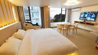 Shanxun Snow Mountain Villa Hotel