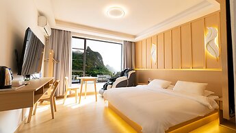 Shanxun Snow Mountain Villa Hotel