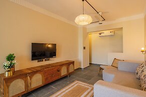 La Vaiencia Luxury Apartments