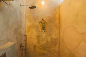 La Vaiencia Luxury Apartments