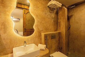 La Vaiencia Luxury Apartments