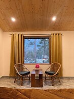Ahava-Kasol Riverside Cafe & Cottage