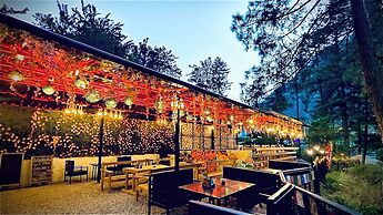 Ahava-Kasol Riverside Cafe & Cottage