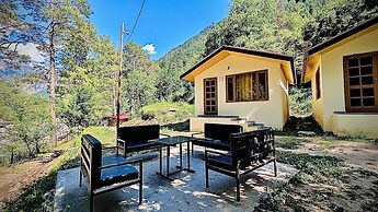 Ahava-Kasol Riverside Cafe & Cottage