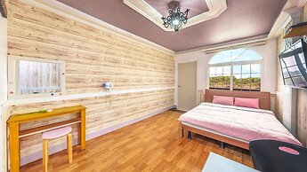 Taean Vintage House Pet-friendly Pension