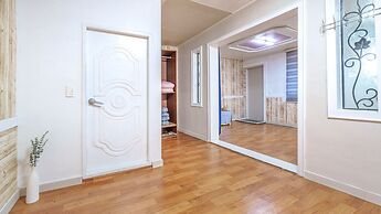 Taean Vintage House Pet-friendly Pension