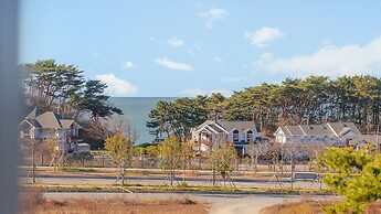 Taean Vintage House Pet-friendly Pension