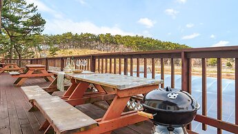 Taean Vintage House Pet-friendly Pension