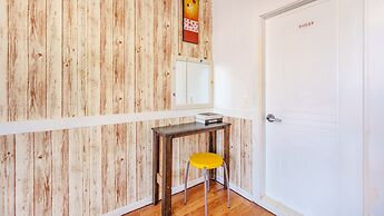 Taean Vintage House Pet-friendly Pension