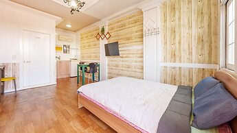 Taean Vintage House Pet-friendly Pension