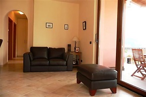 Clubhouse With 4 Bedrooms and 2 Bathrooms