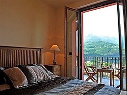 Clubhouse With 4 Bedrooms and 2 Bathrooms