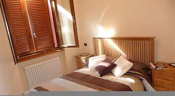 Clubhouse With 4 Bedrooms and 2 Bathrooms