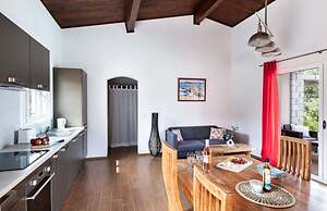 Villa Amelie With 2 Bedrooms and 2 Bathrooms