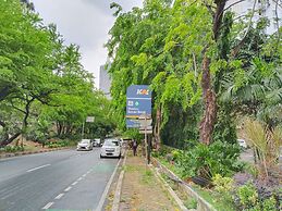 Amerta Room Apartemen Mutiara by Cocotel