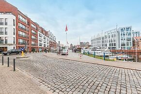 Riverside Szafarnia Street by Downtown Apartments