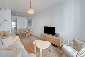 Riverside Szafarnia Street by Downtown Apartments