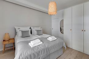 Riverside Szafarnia Street by Downtown Apartments