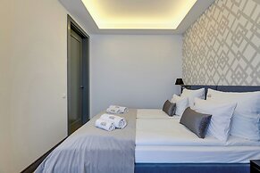 Riverside Szafarnia Street by Downtown Apartments