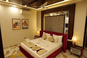 Tathastu Wilderness by The Kosi River