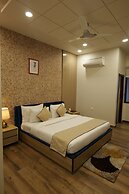 Tathastu Wilderness by The Kosi River