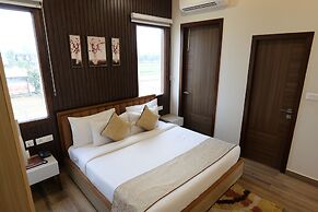 Tathastu Wilderness by The Kosi River