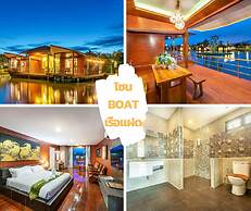 Boathouse Boutique Riverside