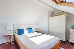 Bica's River View Duplex