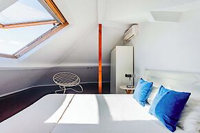 Bica's River View Duplex