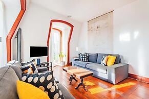 Bica's River View Duplex