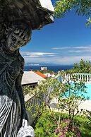 Nice Apartment With Balcony and Swimming Pool