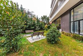 The Teal Spot in Tiran