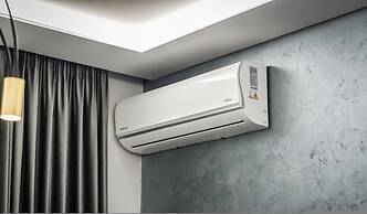 The Teal Spot in Tiran