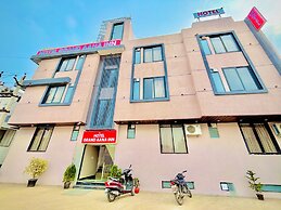 Hotel Grand Aana Inn