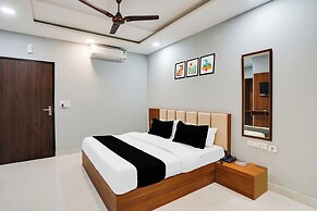 Hotel Grand Aana Inn